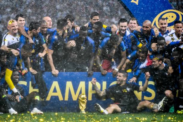 个为冬季项 个为冬季项